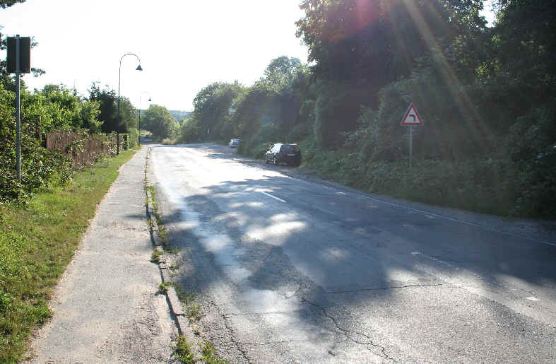 Geschwindigkeitskontrolle Naumburg Hallesche Straße zwischen Auenblick und Hallescher Anger