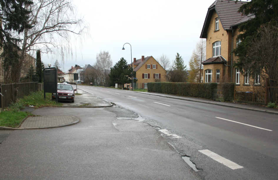 Geschwindigkeitsmessung Naumburg Kösener Straße stadteinwärts kurz vor der Aral-Tankstelle