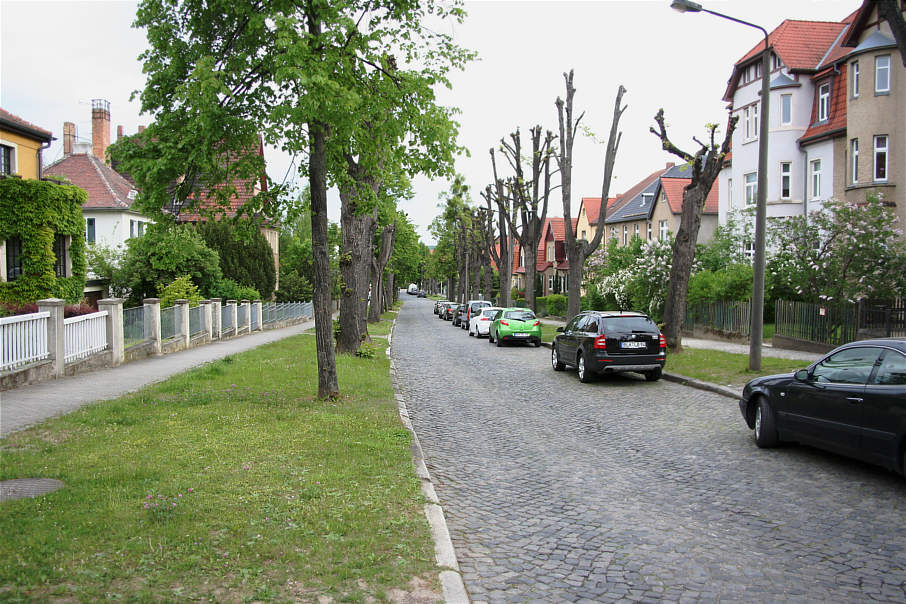 Geschwindigkeitskontrolle Naumburg Lepsiusstraße in Fahrtrichtung Naumburg Innenstadt