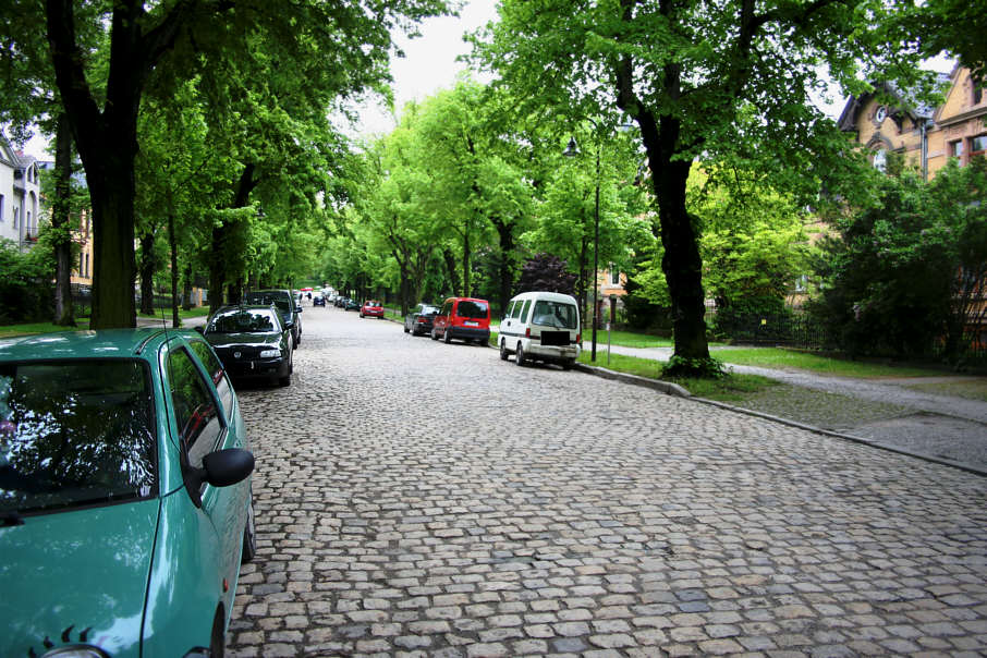 Geschwindigkeitskontrolle Naumburg Luisenstraße zwischen Ludwig-von-Beethoven-Straße und Charlottenstraße