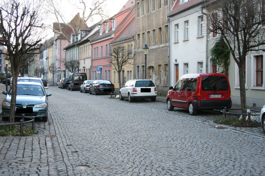 Flitzerblitzer Naumburg Neustraße in Fahrtrichtung City-Kaufhaus Innenstadt