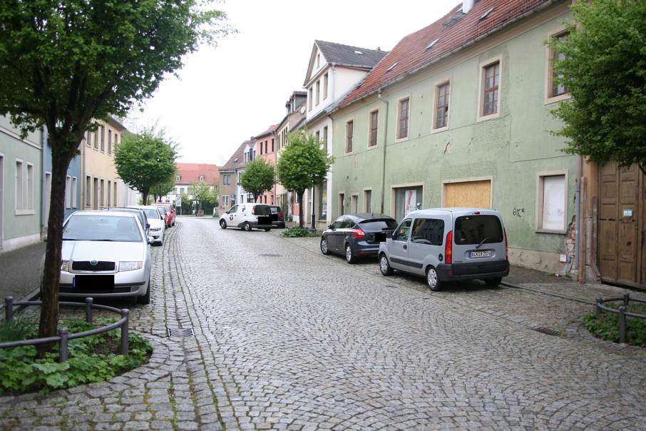 Geschwindigkeitsmessung Naumburg Neustraße in Fahrtrichtung Salztor, Kramerplatz stadtauswärts