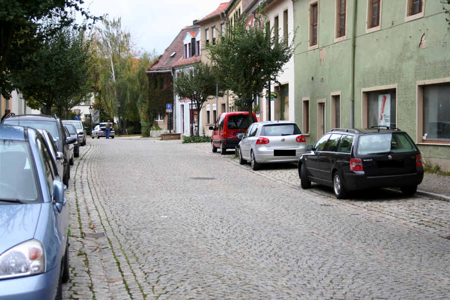 Geschwindigkeitskontrolle Naumburg Neustraße in Fahrtrichtung Kramerplatz stadtauswärts