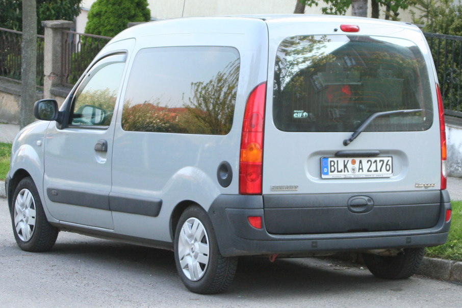 Flitzerblitzer, Stadtverwaltung Naumburg, grauer Renault Kangoo, Kenntzeichen BLK-A 2176, Radar, M5, M 5, VDS, VDS Verkehrstechnik GmbH, Löbau, Radarmessgerät