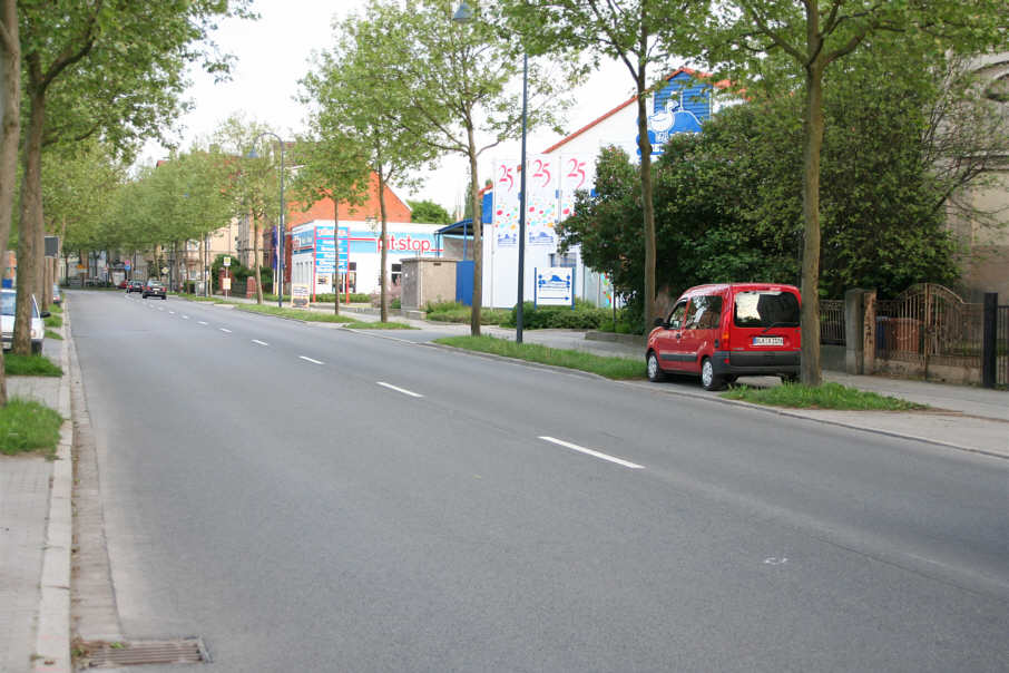 Geschwindigkeitskontrolle Naumburg Weißenfelser Straße in Höhe des alten Gaswerkes stadtauswärts in Fahrtrichtung Weißenfels