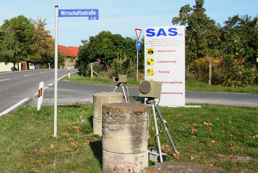 Geschwindigkeitskontrolle,Radar, Geschwindigkeit, Mesta208, Traffipax, Multanova, PSS, Poliscanspeed, Lidar, Lichtschranke, Einseitensensor, Leivtec, XV 2, XV 3, Starenkasten, eso, Messung, Geschwindigkeitsmessung, Rotlicht, Rotlichtkontrolle, Handykontrolle, Gurt, Gurtkontrolle, Verkehrskontrolle, allgemeine Verkehrskontrolle