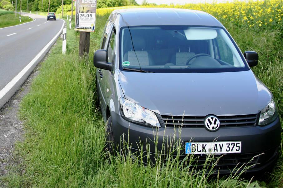 Flitzerblitzer, Burgenlandkreis, dunkelgrau, VW Caddy, Kennzeichen, BLK-AY 375