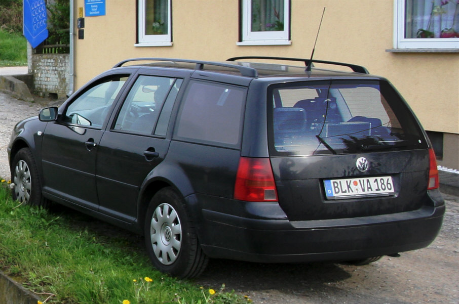 Flitzerblitzer, Polizei, VW Golf Kombi, Kennzeichen BLK-VA 186