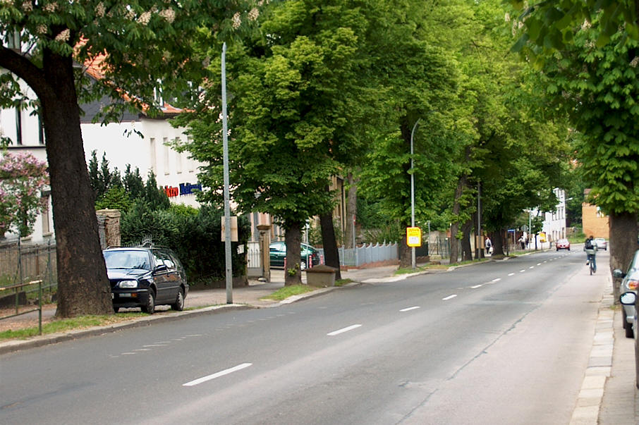 Geschwindigkeitsmessung Weißenfels Naumburger Straße in Fahrtrichtung Asklepios Klinik, Leißling