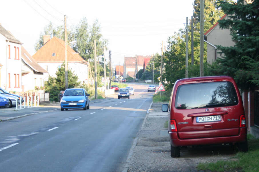 Flitzerblitzer, Polizei, weinroter Citroen Berlingo, Kennzeichen MQ-CH 719