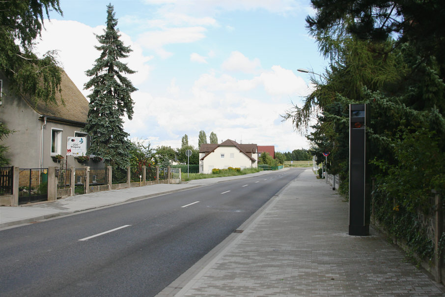 Starenkasten, stationäre Messung, Traffitower, Jenoptik, Robot, Designpreis, Red-Dot-Design-Award 