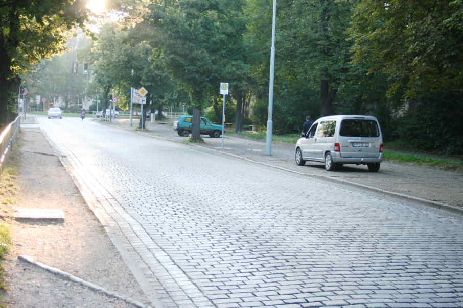 Geschwindigkeitskontrolle Weißenfels Zeitzer Straße in Fahrtrichtung Selauer Straße am Schloss Neu-Augustusburg