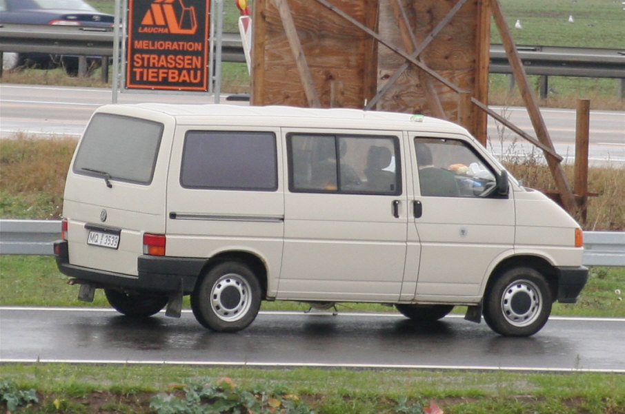 Messwagen VW Transporter Polizei Kennzeichen MQ-3539