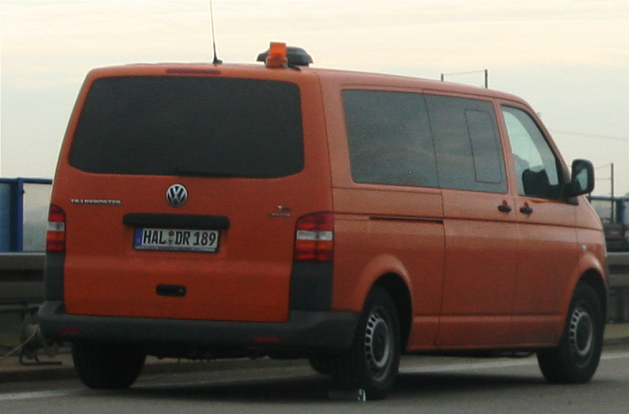 Flitzerblitzer Polizei VW Kennzeichen HAL-DR 189