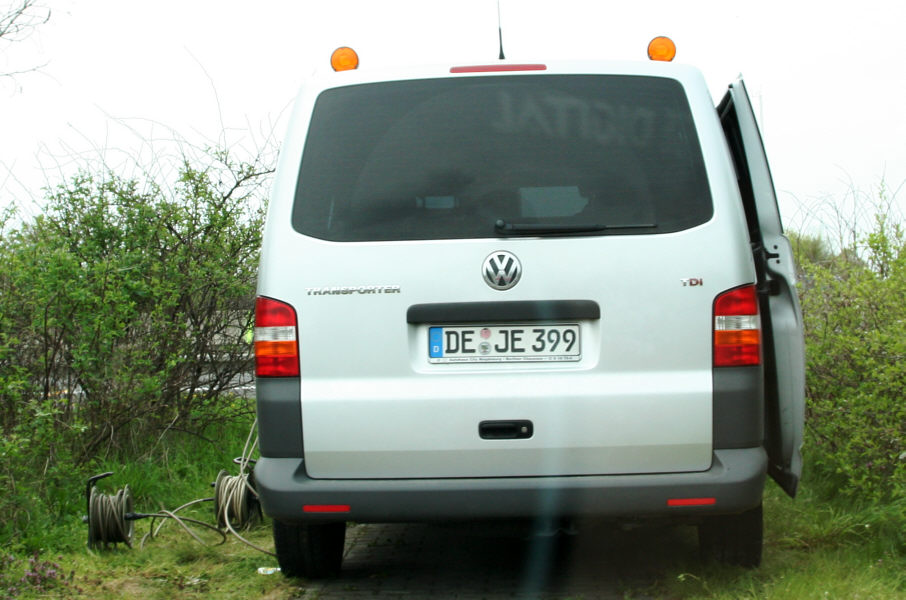 Flitzerblitzer Polizei, VW Transporter, Kennzeichen DE-JE 399