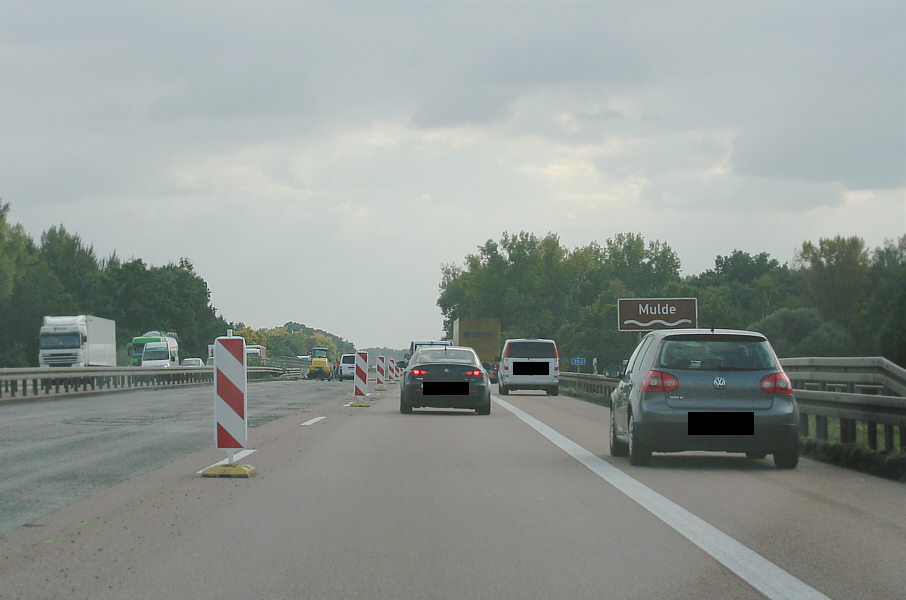 Geschwindigkeitsmessung BAB 9 zwischen Dessau Ost und Dessau Süd in Höhe der Muldebrücke in Fahrtrichtung München