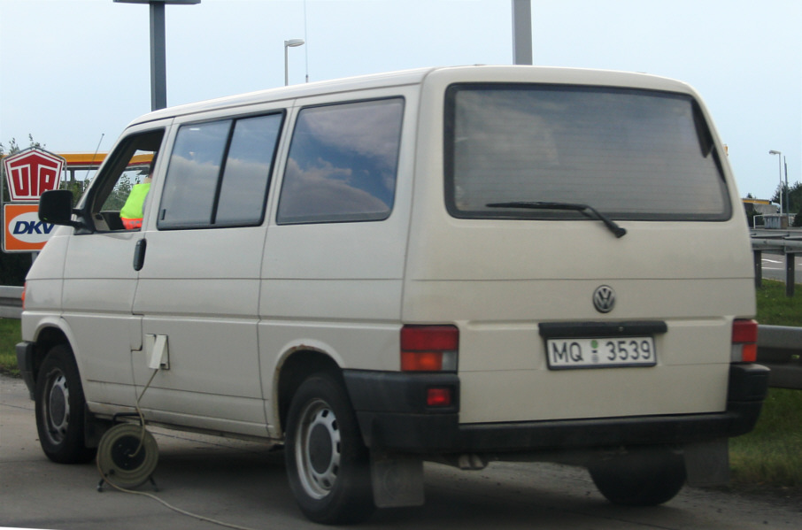 Flitzerblitzer, Polizei, VW Transporter, Kennzeichen MQ-3539