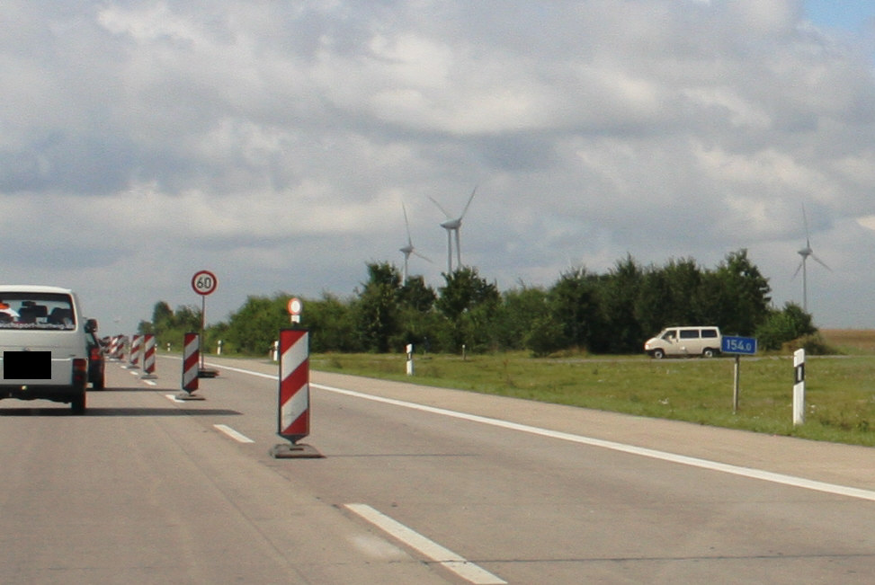 Gschwindigkeitskontrolle BAB 9 zwischen Weißenfels und Naumburg in Fahrtrichtung München in Höhe der Ortslage Nessa