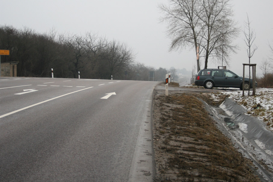 Blitzer B 176 zwischen Freyburg und Leiha an der Abfahrt Mücheln