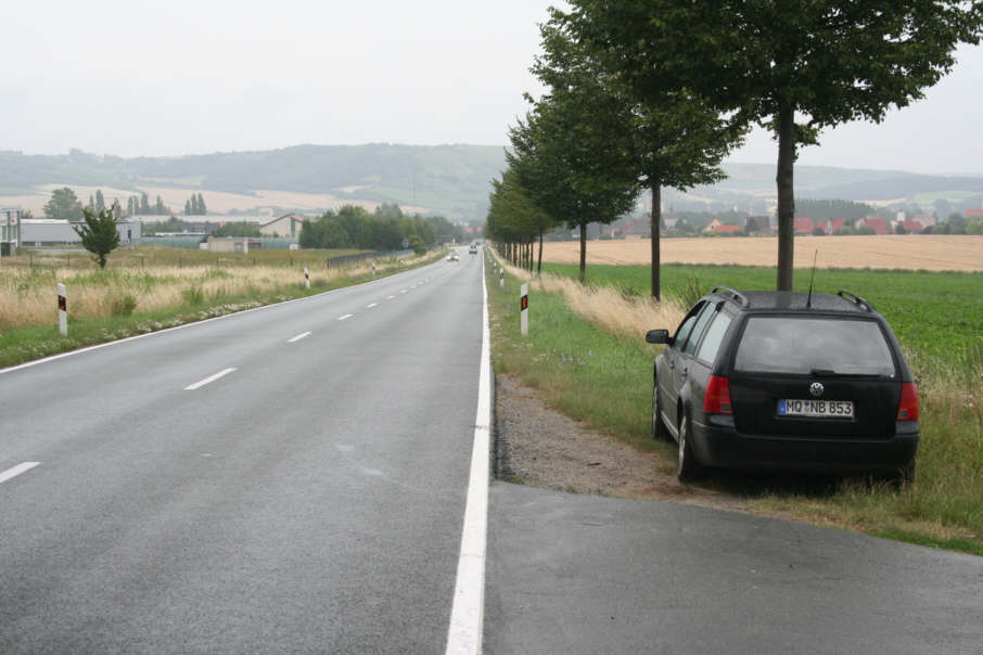 Blitzer Polizei VW Golf, Kennzeichen MQ-NB 853