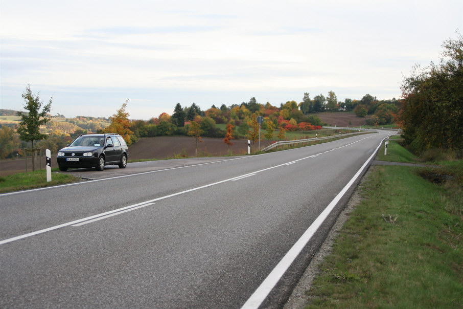 Blitzer Bundesstraße B 180 zwischen Naumburg (Ortsteil Kleinjena) und Nißmitz