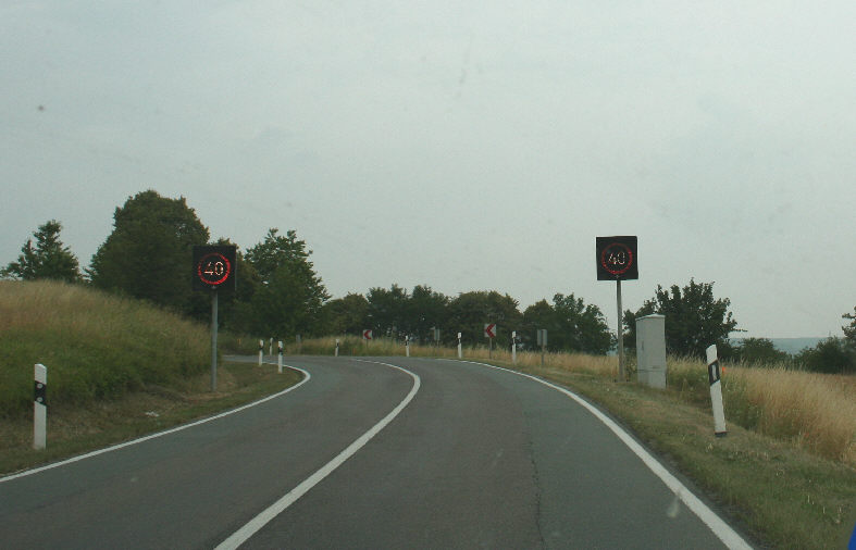 Bundesstraße B 180 zwischen Naumburg (Ortsteil Kleinjena) und Nißmitz