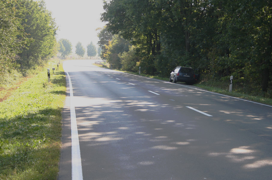 Blitzer B 180 zwischen Wethau und Meineweh Ortsteil Pretzsch kurz nach Ende des langgezogenen Berges nach Wethau