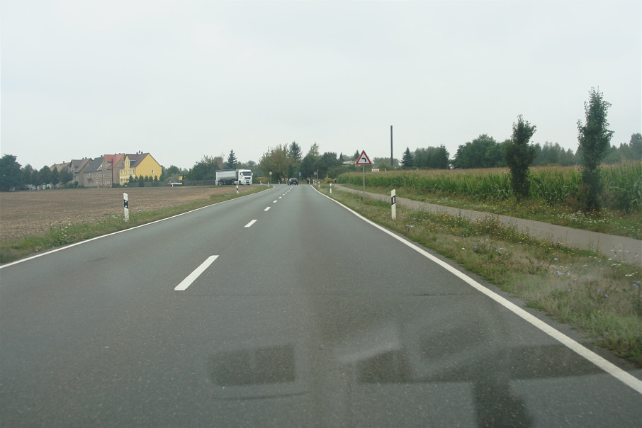 Geschwindigkeitskontrolle B 180 zwischen Zeitz und Kretzschau kurz vor dem Ortseingang Kretzschau