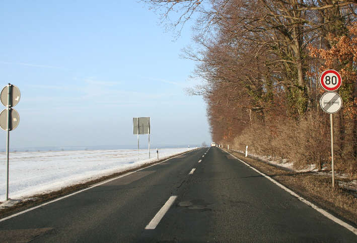 Geschwindigkeitskontrolle B 88 zwischen Naumburg und Naumburg Ortsteil Neuflemmingen