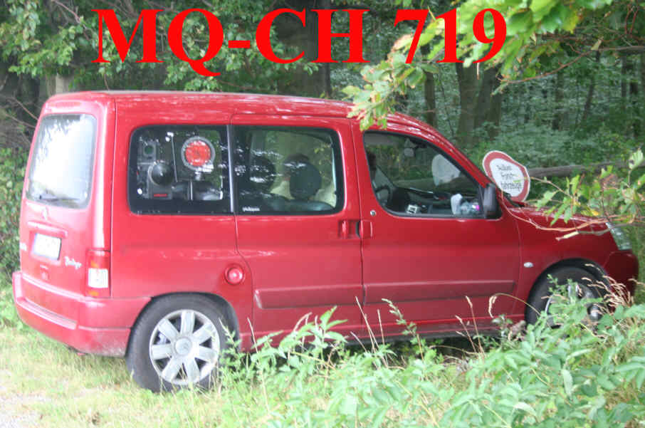 Messfahrzeug Radar Polizei Berlingo (Kennzeichen MQ-CH 719)