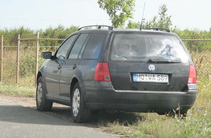 Messfahrzeug VW Golf Polizei Sachsen-Anhalt (Kennzeichen MQ-WA 589).