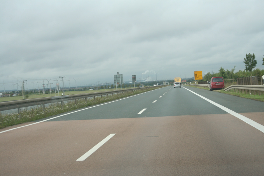 Geschwindigkeitsmessung B 91 Ortsumgehung Weißenfels Richtung Merseburg, Halle kurz nach der Auffahrt Borau, Weißenfels Zentrum