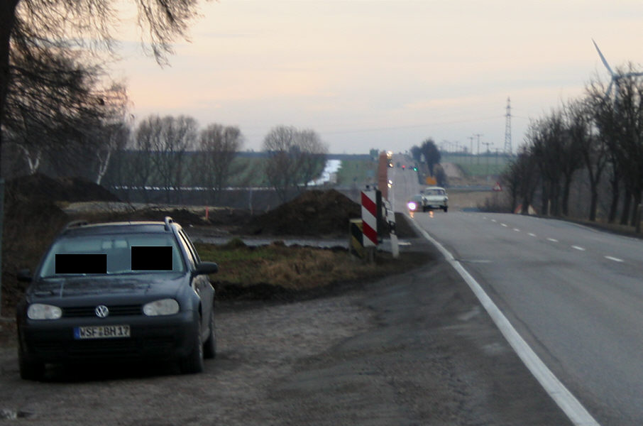 Geschwindigkeitsmessung B 91 zwischen Weißenfels und Deuben kurz nach dem Abzweig Nessa