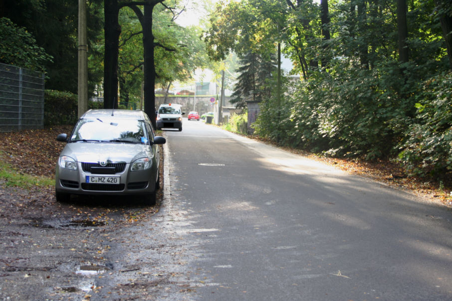 Geschwindigkeitsmessung Chemnitz Hohlweg in Fahrtrichtung Dresdner Straße (B 173) in Höhe Sportplatz Hohlweg