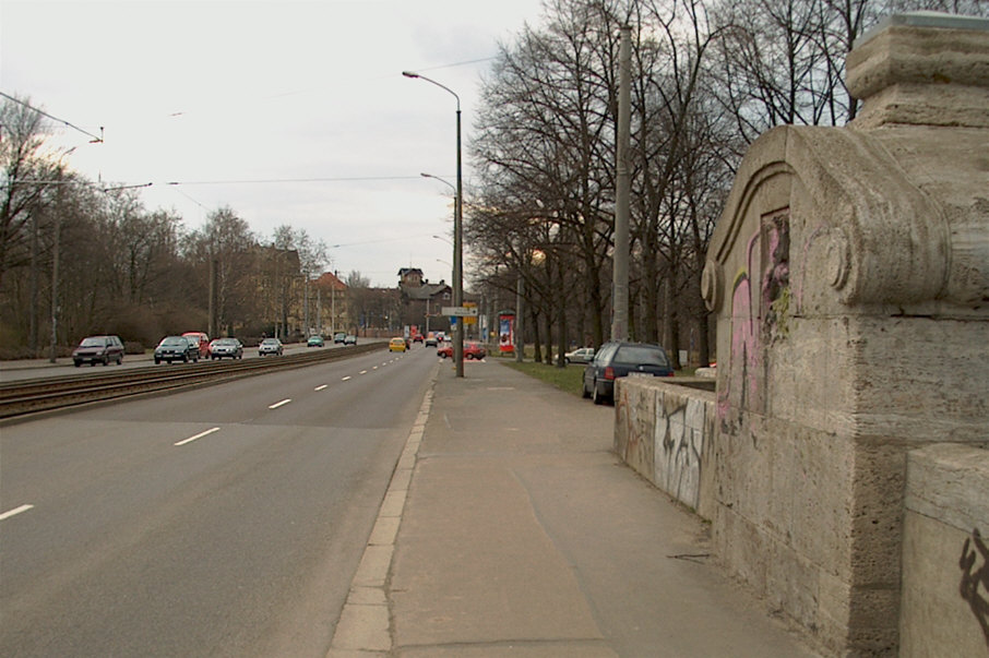 Flitzerblitzer Leipzig Jahnallee stadtauswärts kurz nach der Brücke