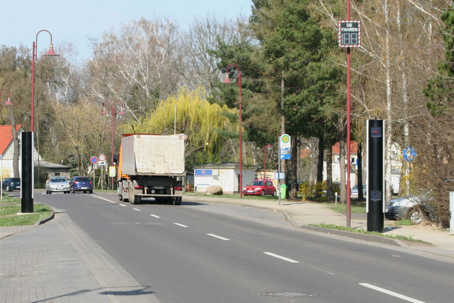 Flitzerblitzer Starenkästen Zwenkauer Straße (B 186)