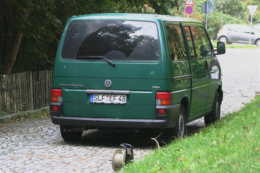 Flitzerblitzer Polizei VW Transporter Kennzeichen SLF-EF 48