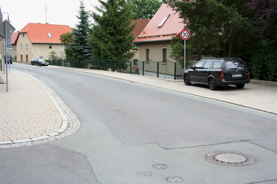 Radarkontrolle Polizei, Traffipax Speedophot, Thüringen, Robot, Jenoptik