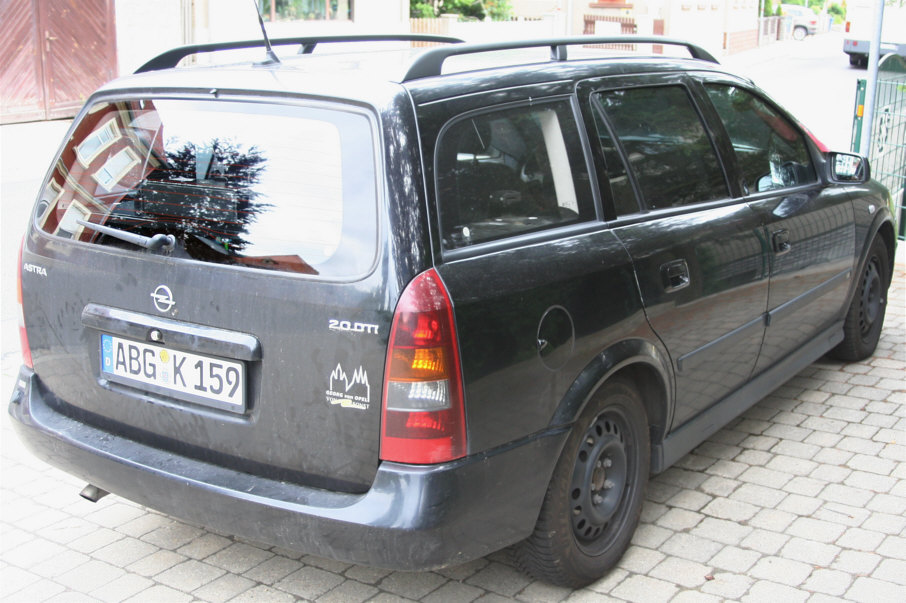 Flitzerblitzer Polizei, Opel Astra, Kennzeichen ABG-K 159, Traffipax Speedophot