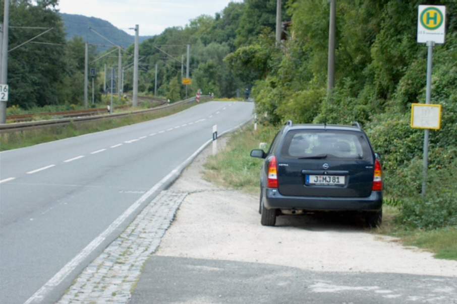 Flitzerblitzer, Polizei, dunkelblauer Opel Astra, Kennzeichen J-MJ 81