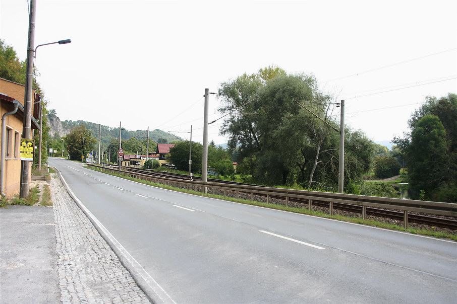 Geschwindigkeitskontrolle Dornburg - Jenaer Straße in Fahrtrichtung Camburg, Naumburg (B 88)