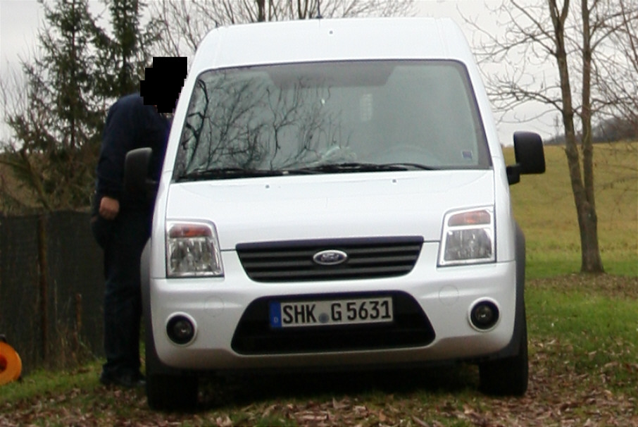 Flitzerblitzer, Polizei, weißer Ford, Kennzeichen, SHK-G 5631