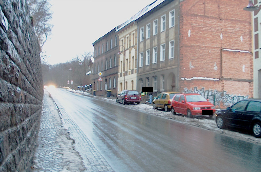 Geschwindigkeitskontrolle Gera - Ortsteil Langenberg Zeitzer Straße, Eichberg, in Fahrtrichtung Zeitz, Weißenfels