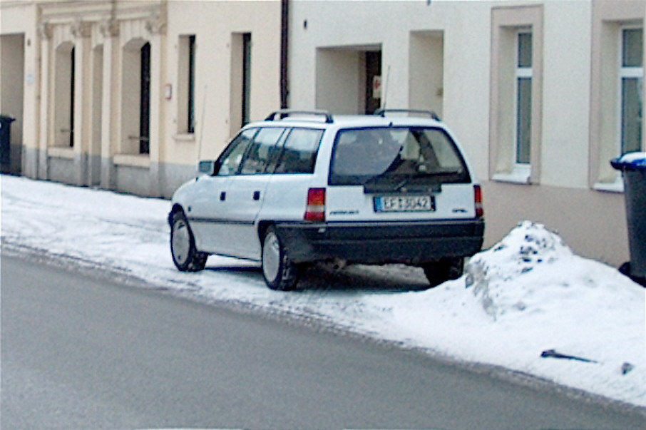 Flitzerblitzer, Polizei, weiß, Opel Astra, Kombi, Kennzeichen, EF 3042