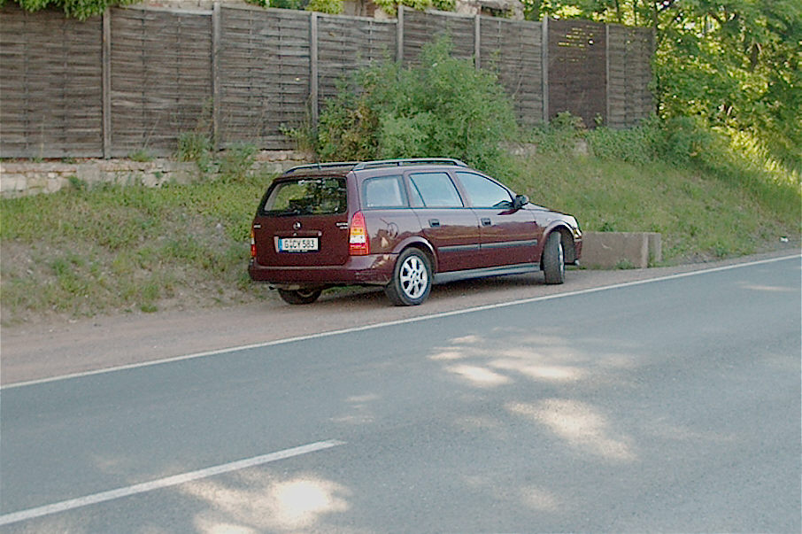 Flitzerblitzer, Polizei, weinroter Opel Astra, Kennzeichen, G-CY 583