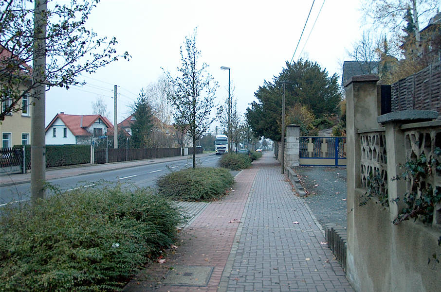 Geschwindigkeitskontrolle Gera Ortsteil Langenberg Eisenberger Straße kurz vor der Kreuzung Brüxgrund, Trift in Fahrtrichtung Bad Köstritz, Eisenberg
