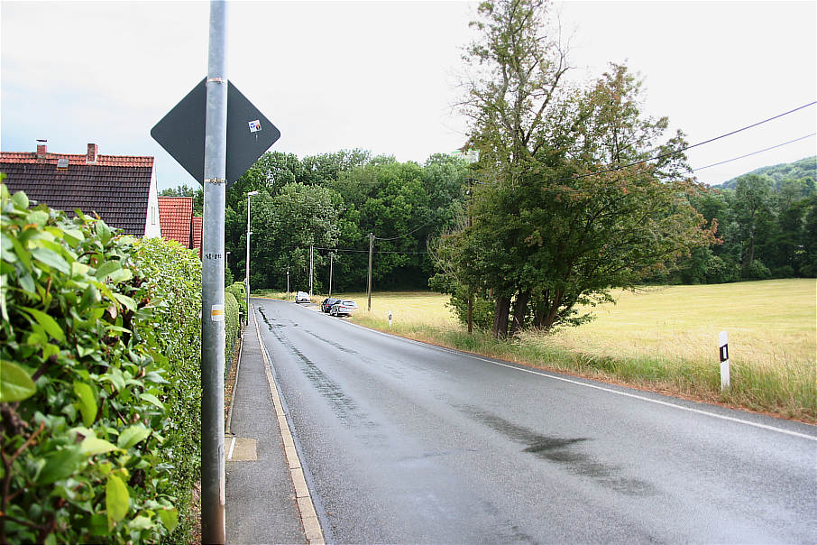 Geschwindigkeitskontrolle Jena in der Straße Am Heiligenberg in Fahrtrichtung Rautal, Innenstadt