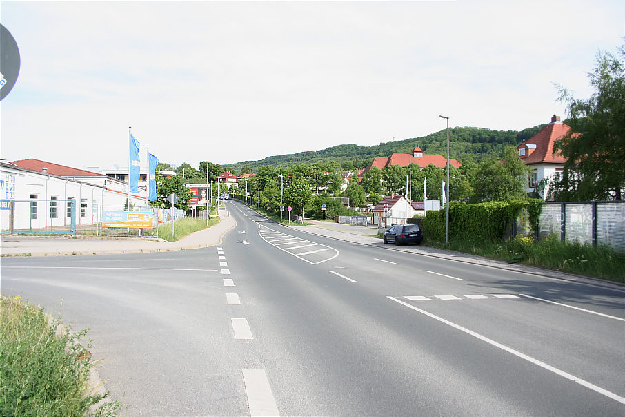 Geschwindigkeitskontrolle Jena im Jenzigweg in Höhe Planet of Motion (POM) in Fahrtrichtung Eisenberg