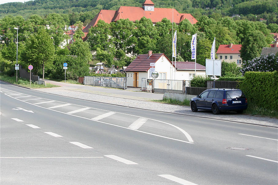 Geschwindigkeitskontrolle Jena im Jenzigweg in Höhe Planet of Motion (POM) in Fahrtrichtung Eisenberg