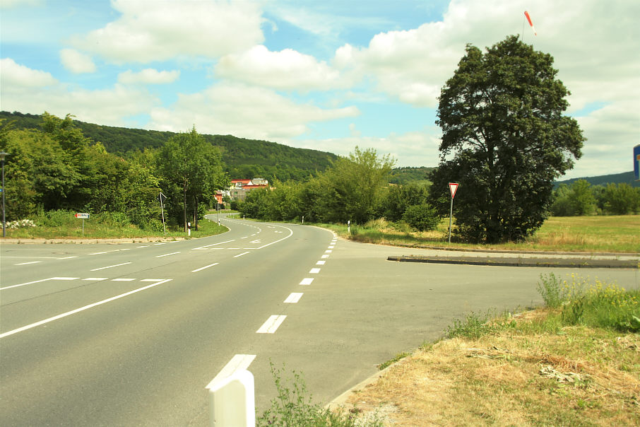 Flitzerblitzer Jena Naumburger Straße, B 88 stadtauswärts Wohngebiet Himmelreich